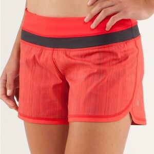 Lululemon Groovy Run Short Wee Are From Space Love Red Coal / Deep Coal Love Red